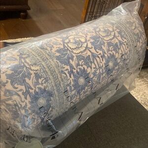 DockAtot dock A Tot Blue rose Zen Pillow accent NEW NWT